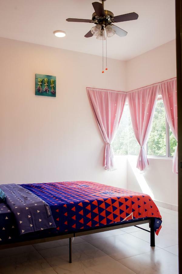Icolor Home & Stay Ch4 Tanah Rata Bagian luar foto